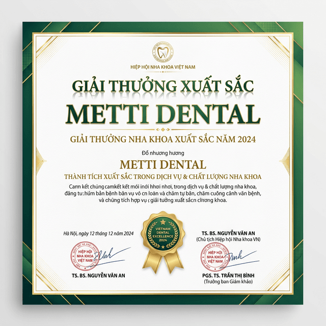 Giải thưởng
"Top 10 nha khoa uy tín"